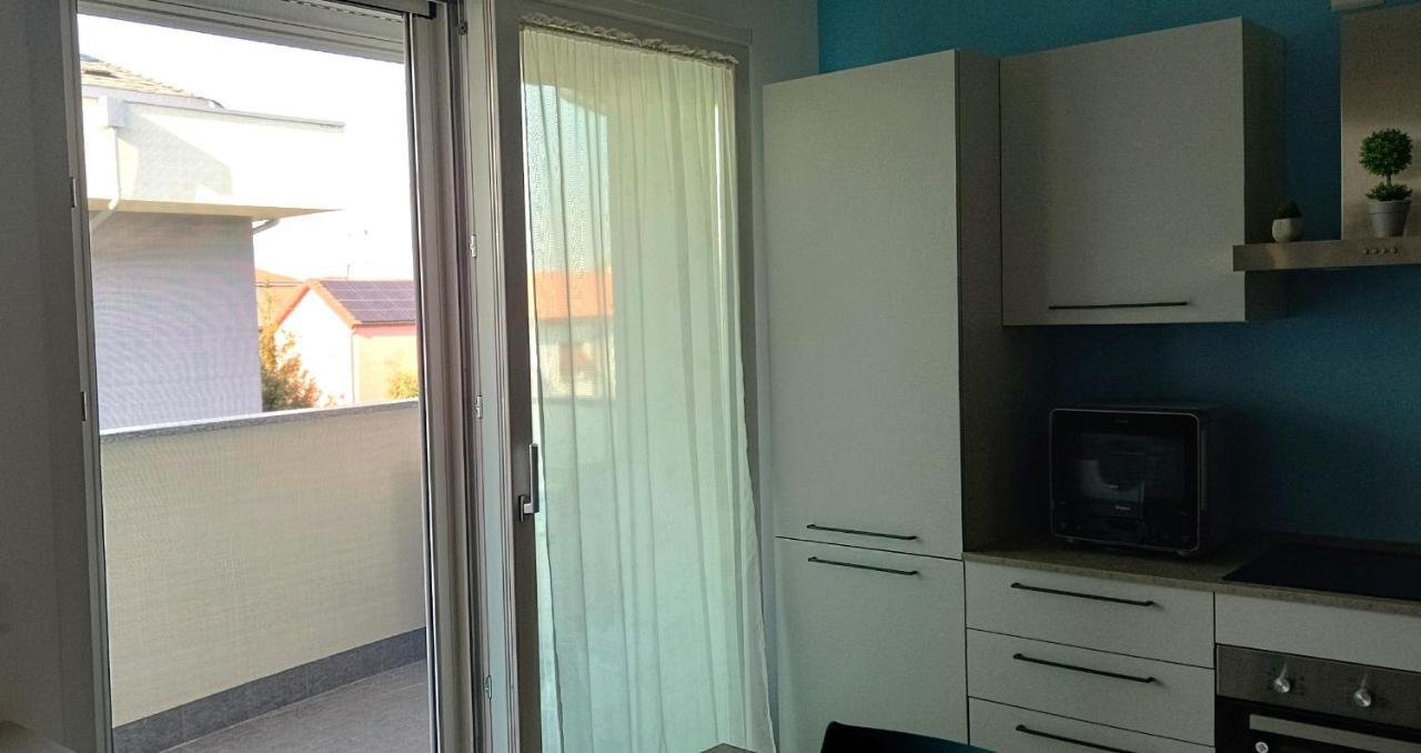 Bilocale A Rho In Classe A Con Garage Esterno foto